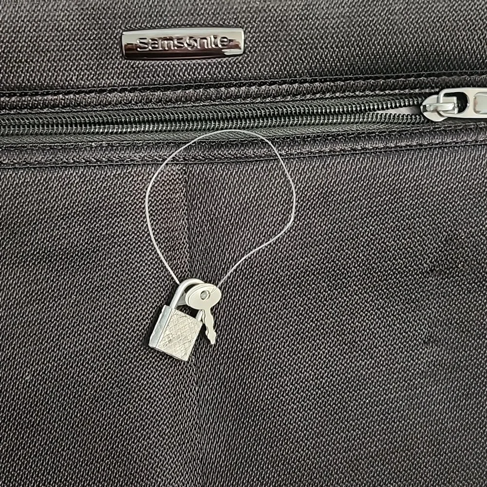 Samsonite nwot padded